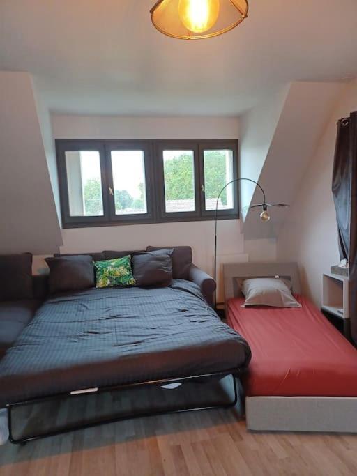 Magnifique Studio De Charme Évreux Exterior foto